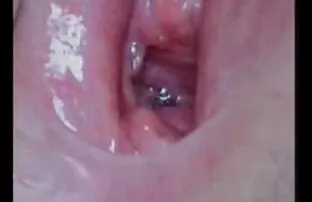 XXX جوجه ای پر زرق و برق در خروس عکس زنان سکسی عربی مکیدن پاشنه بلند