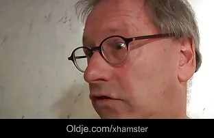 XXX جوجه روسی با باسن حجمی دیک خود عکس های سکسی زنان عرب را در مقعد گرفت