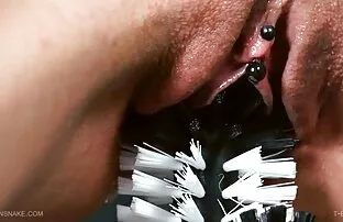 XXX زیبایی ژاپنی به طور حرفه ای به دمنده ای آرام عکس سگسی زنان بخش می بخشد