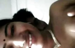 XXX یک جانور قرمز پوست لاغر ، یک فیلم را در یک بازیگری پورنو خصوصی عکس سکسی کس زن امتحان می کند