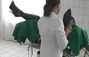 XXX یک عکسهای سکسی زنان حشری زن 18 ساله شلوغ ، گلو درد می خورد